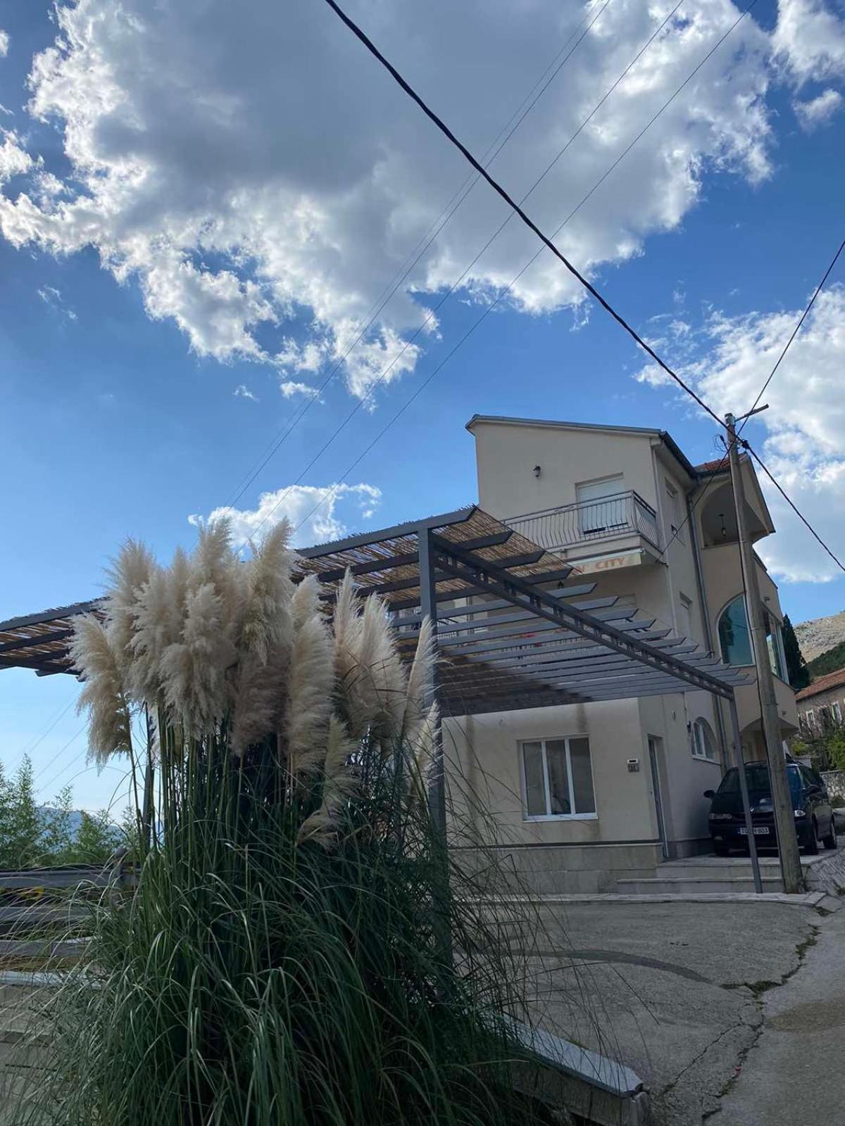 Sun City Apartments Trebinje Zewnętrze zdjęcie
